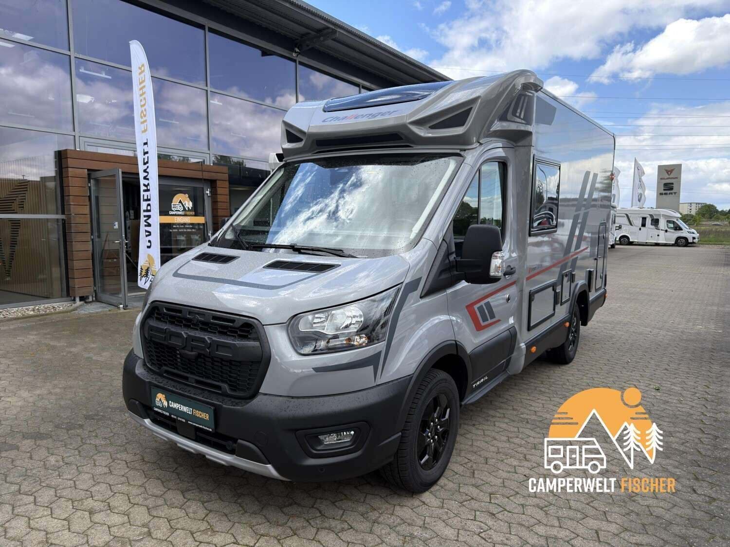 Wohnmobil Challenger Teilintegriert S Sport Edition S194 mit 4 Sitzen bei Camperwelt Fischer GmbH Wohnmobil Ford Transit Challenger S194 Teilintegriert S Sport Edition mit 4 Sitzen und 2 Schlafplätzen