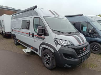 Challenger Van Sport Edition V210