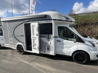 Chausson Teilintegriert Titanium Line 660