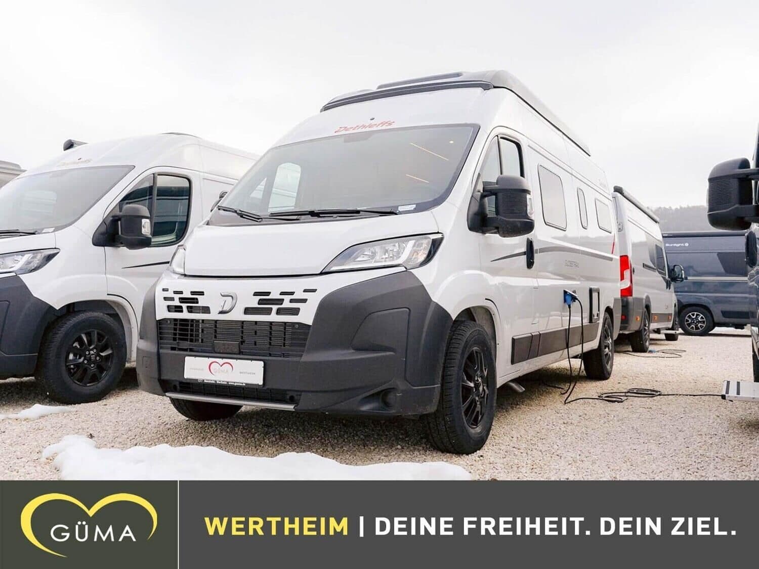 Wohnmobil Dethleffs Globetrail 600 DK Fiat mit 4 Sitzen bei GÜMA Caravan-Motorcaravan GmbH & Co. KG Wohnmobil Fiat Ducato Dethleffs 600 DK Fiat Globetrail mit 4 Sitzen und 4 Schlafplätzen