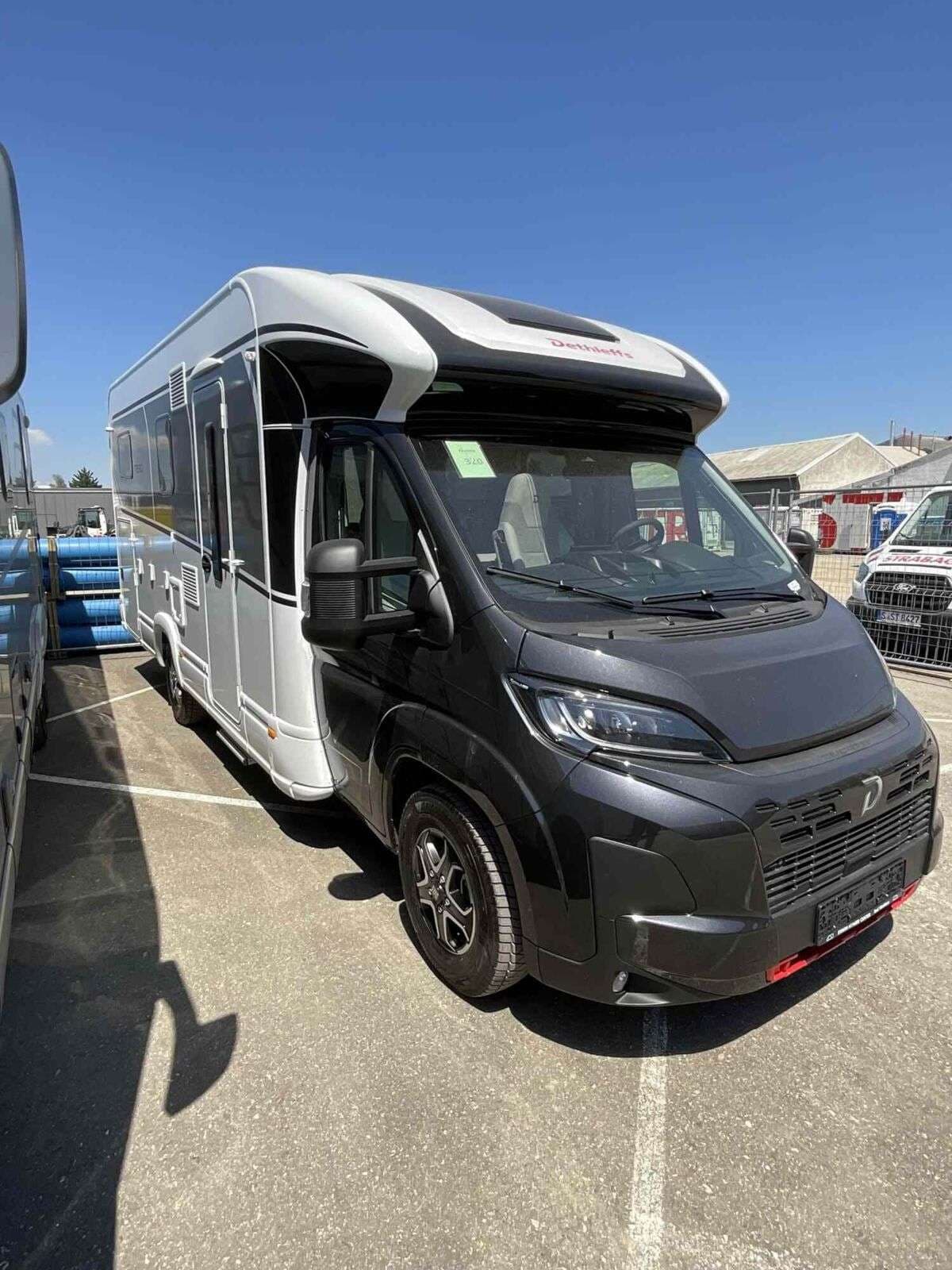 Wohnmobil Dethleffs Trend T 7057 EB mit 4 Sitzen bei ERWIN HYMER Center Bad Waldsee GmbH Wohnmobil Fiat Ducato Dethleffs T 7057 EB Trend mit 4 Sitzen und 4 Schlafplätzen