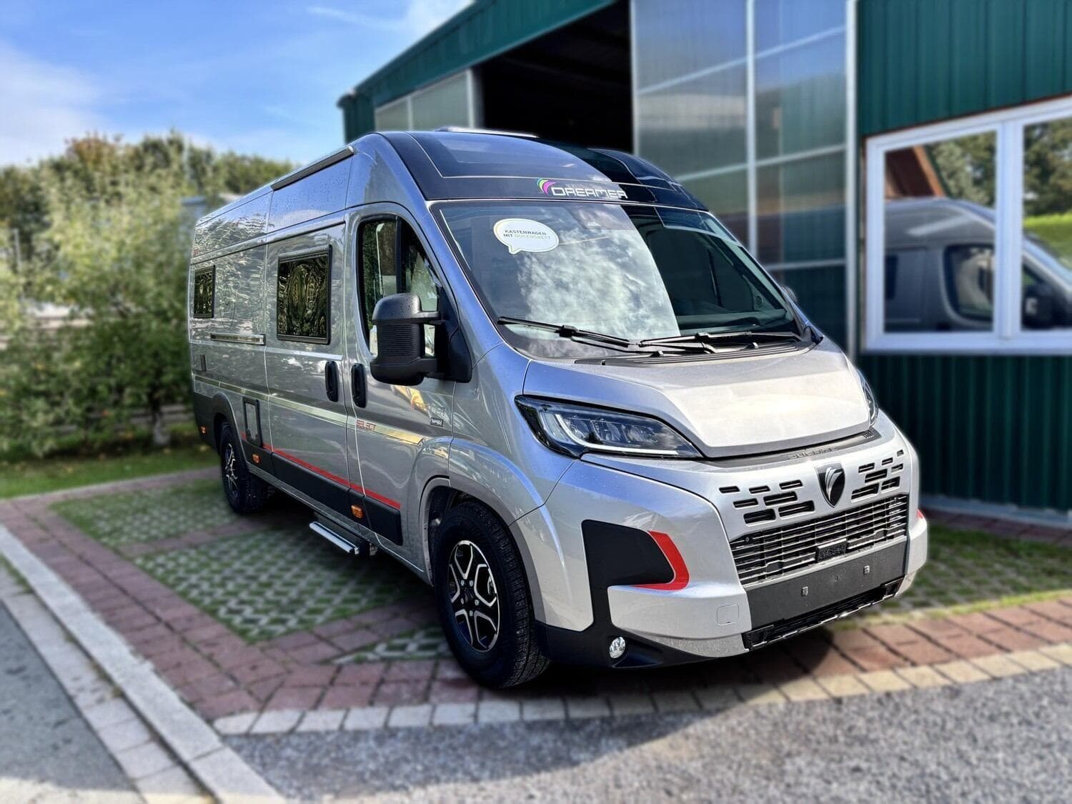 Wohnmobil Dreamer Select D64 Saphir mit 4 Sitzen bei Hartmann GmbH Wohnmobil Fiat Ducato Dreamer D64 Saphir Select mit 4 Sitzen und 2 Schlafplätzen
