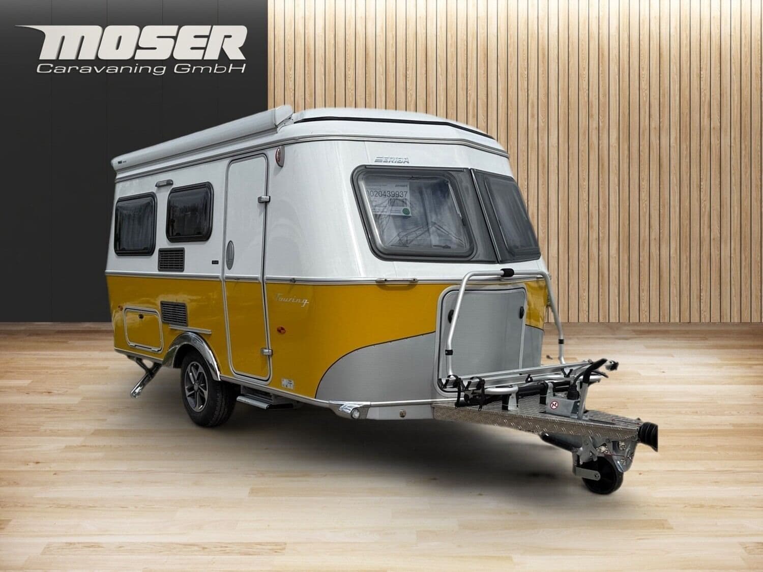 Wohnwagen Eriba Touring 430 *Nugget Gold Edition* mit 2 Sitzen bei Moser Caravaning GmbH Wohnwagen Eriba 430 *Nugget Gold Edition* Touring mit 2 Sitzen und 3 Schlafplätzen