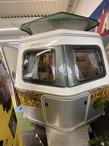 Eriba Touring 542