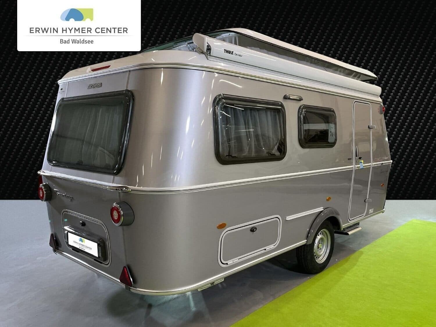 Wohnwagen Eriba Touring 560 bei ERWIN HYMER Center Bad Waldsee GmbH Wohnwagen Eriba 560 Touring mit 4 Schlafplätzen
