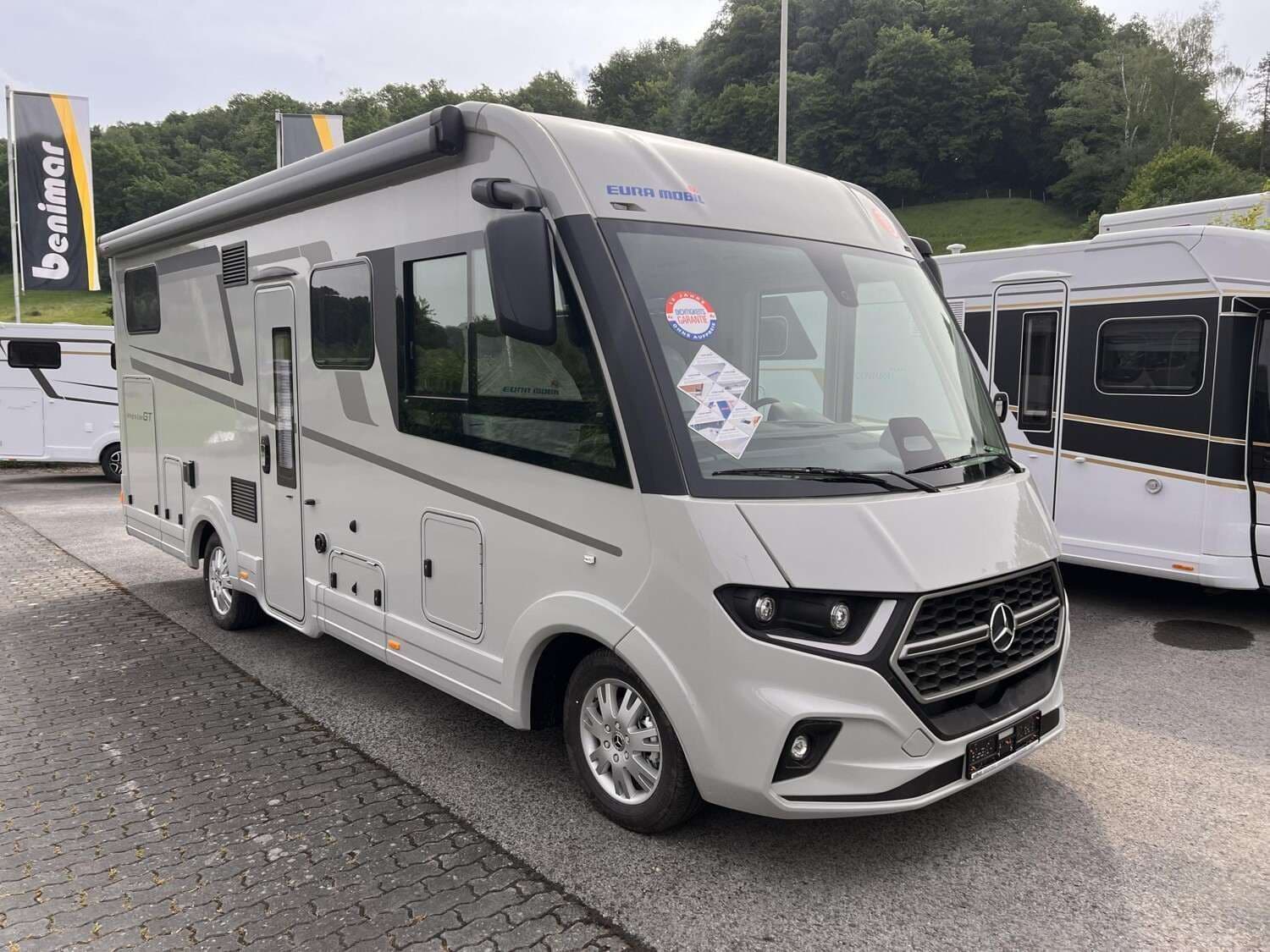 Wohnmobil Eura Mobil Integra Line GT IL 726 EF mit 3 Sitzen bei Volkert Reisemobile u. Wohnwagen Johannes Kütt e. K. Wohnmobil Mercedes Sprinter Eura Mobil IL 726 EF Integra Line GT mit 3 Sitzen und 4 Schlafplätzen