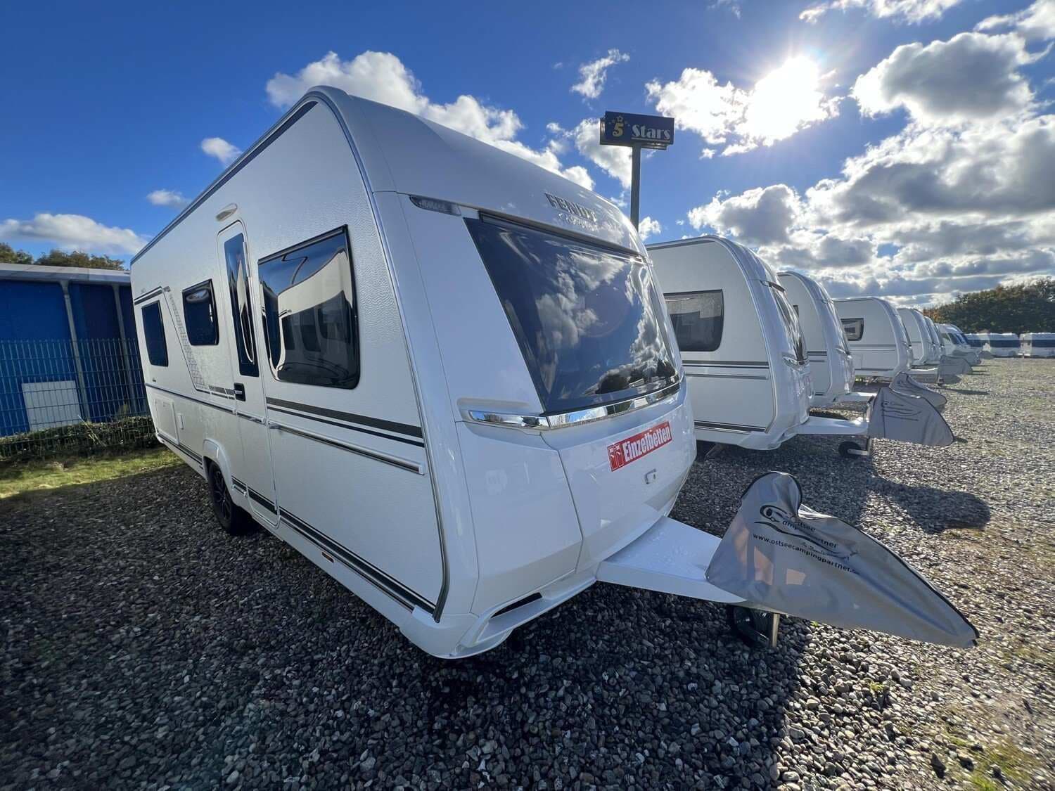 Wohnwagen Fendt Bianco Activ 515 SGE mit 4 Sitzen bei Ostsee Campingpartner KG Wohnwagen Fendt 515 SGE Bianco Activ mit 4 Sitzen und 2 Schlafplätzen