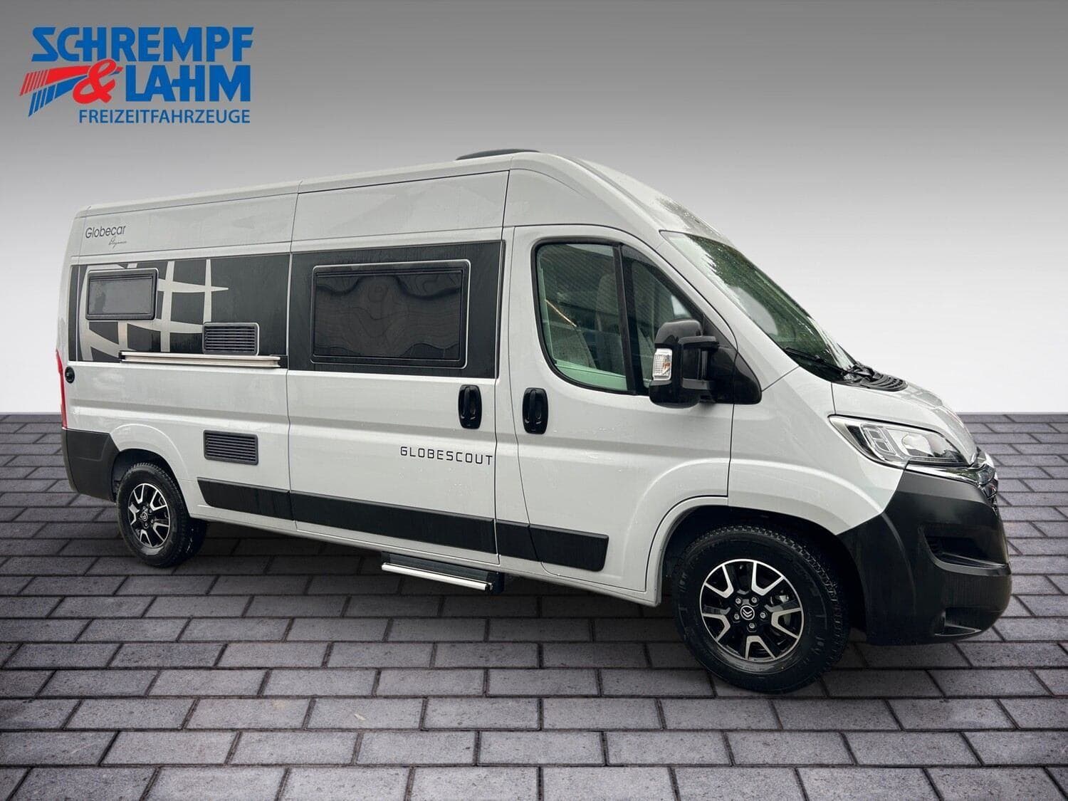 Wohnmobil Globecar Globescout Elegance Globescout Elegance KAS 445 mit 4 Sitzen bei Schrempf & Lahm Freizeitfahrzeuge GmbH Wohnmobil Globecar Globescout Elegance KAS 445 Globescout Elegance mit 4 Sitzen und 3 Schlafplätzen