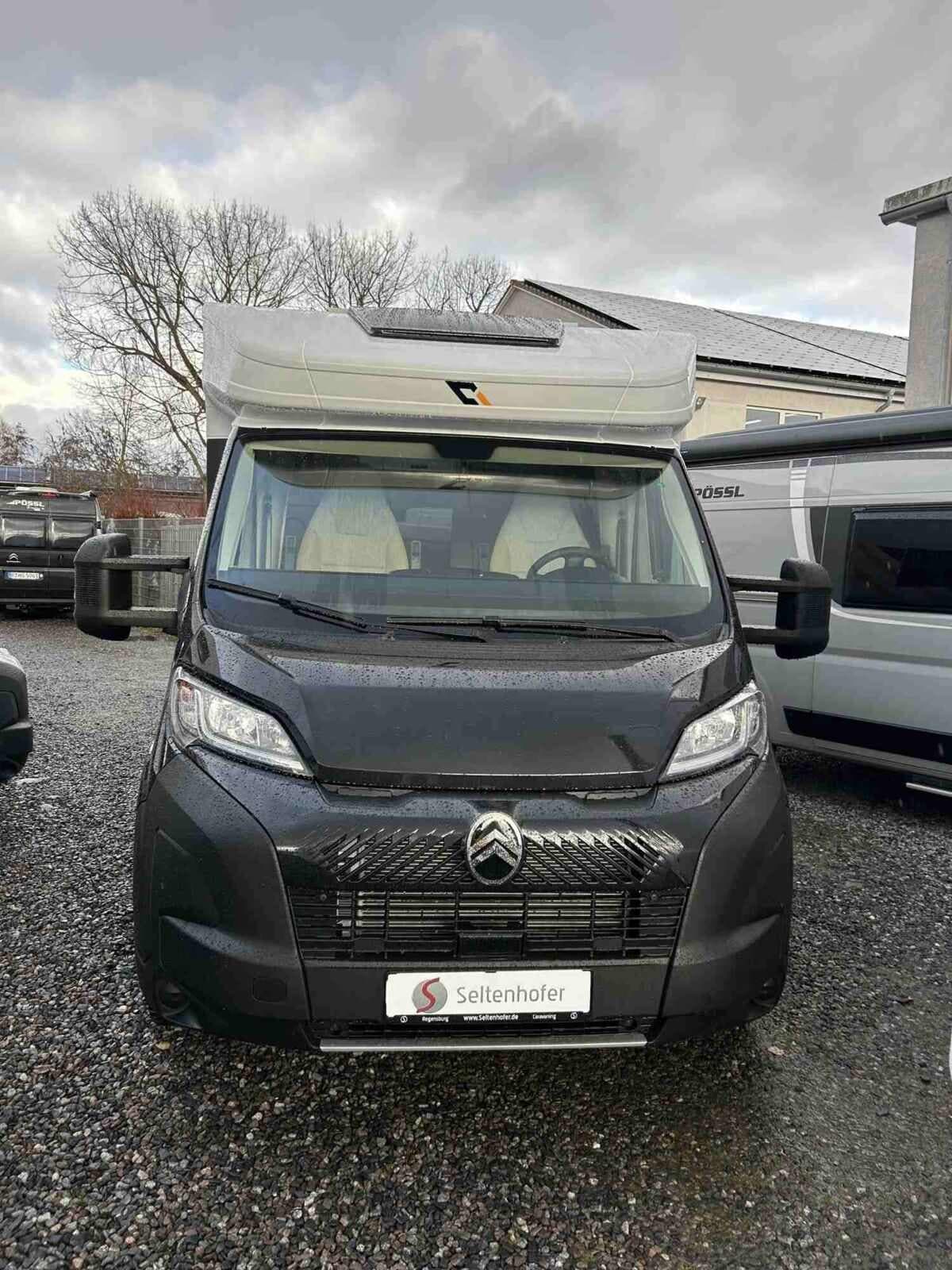 Wohnmobil Glücksmobil T 70SL mit 4 Sitzen bei Seltenhofer Caravaning GmbH Wohnmobil Citroen Jumper Glücksmobil 70SL T mit 4 Sitzen und 4 Schlafplätzen