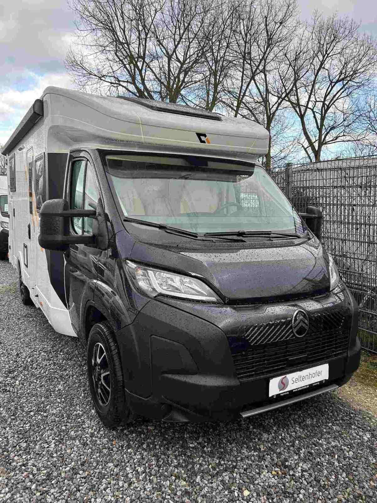 Wohnmobil Glücksmobil T 72DL mit 4 Sitzen bei Seltenhofer Caravaning GmbH Wohnmobil Citroen Jumper Glücksmobil 72DL T mit 4 Sitzen und 4 Schlafplätzen