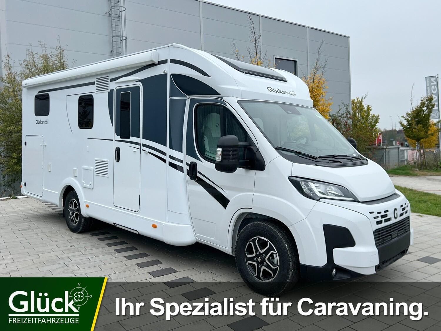 Wohnmobil Glücksmobil T 741 EB mit 4 Sitzen bei Glück Freizeit GmbH Wohnmobil Glücksmobil 741 EB T mit 4 Sitzen und 4 Schlafplätzen