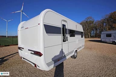 Hobby De Luxe 490 KMF