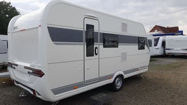 Hobby De Luxe 490 KMF