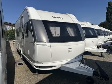 Hobby De Luxe 495 WFB