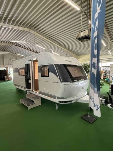 Hobby De Luxe 495 WFB
