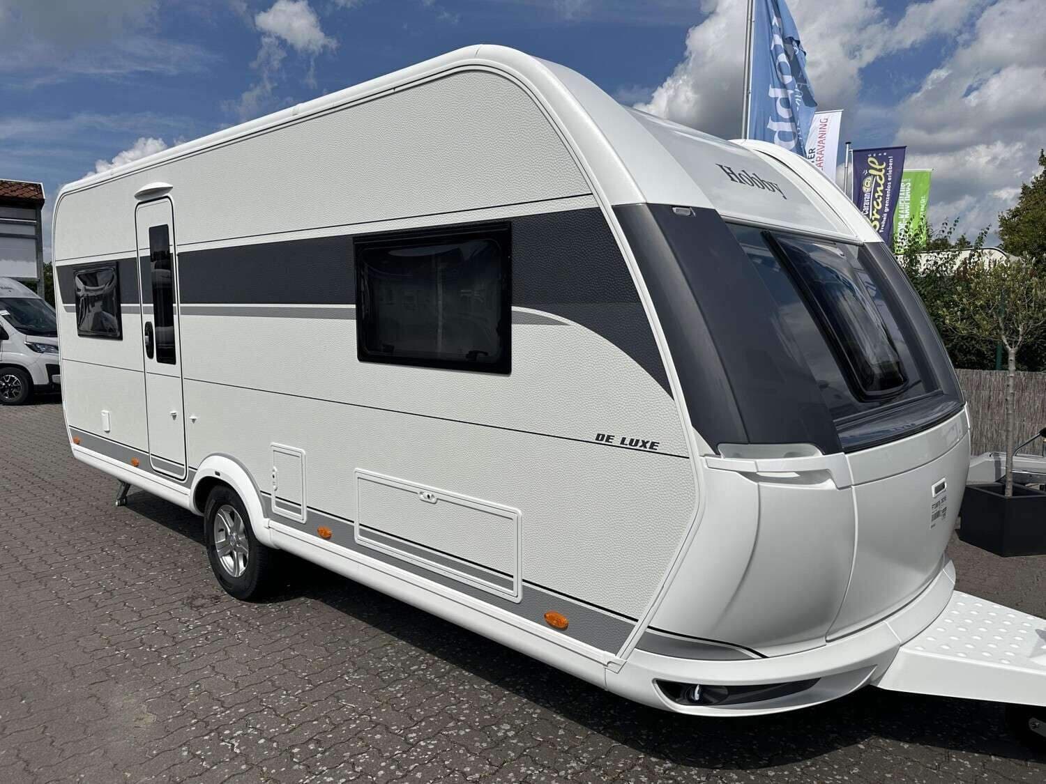 Wohnwagen Hobby De Luxe 515 UHL bei Caravan Brandl GmbH Wohnwagen Hobby 515 UHL De Luxe mit 6 Schlafplätzen