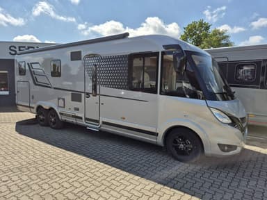 Hymer B-Klasse ML I BlackLine 880