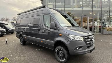 Hymer Grand Canyon S 700