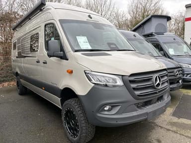 Hymer Grand Canyon S 700
