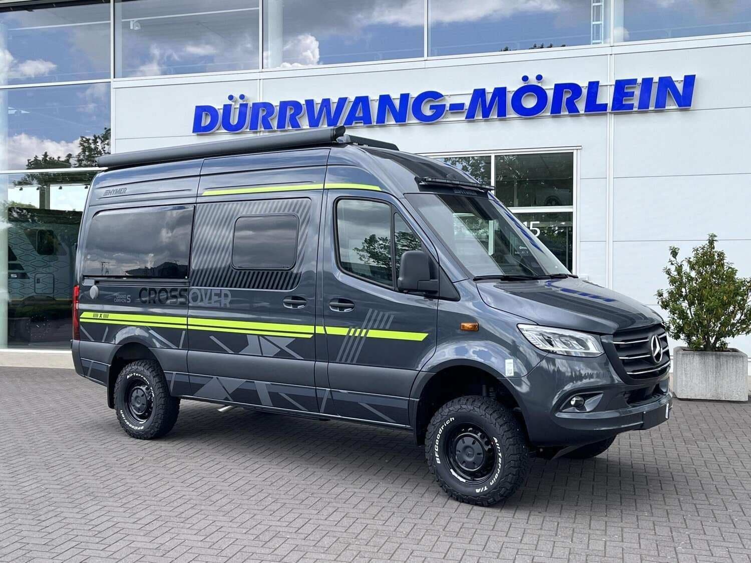 Wohnmobil Hymer Grand Canyon S CrossOver 600 mit 4 Sitzen bei Dürrwang GmbH & Co. KG Caravan und Reisemobile Wohnmobil Mercedes Sprinter Hymer 600 Grand Canyon S CrossOver mit 4 Sitzen und 4 Schlafplätzen
