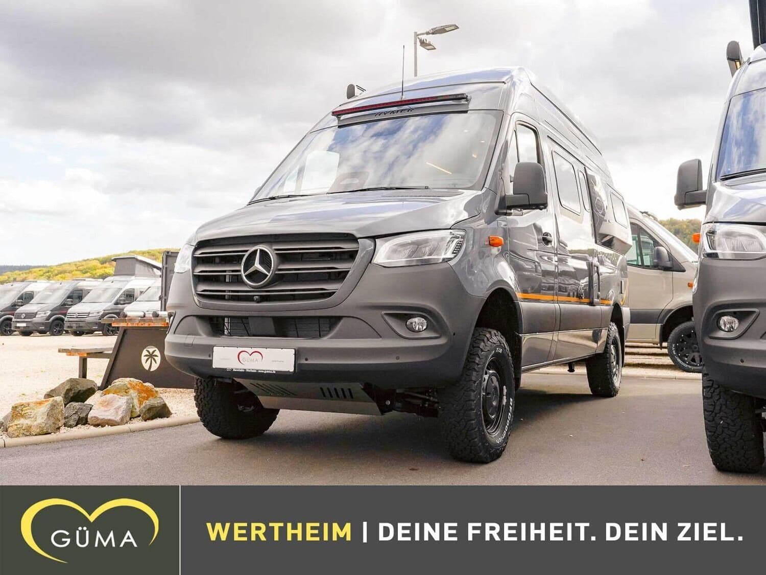 Wohnmobil Hymer Grand Canyon S CrossOver 600 mit 4 Sitzen bei GÜMA Caravan-Motorcaravan GmbH & Co. KG Wohnmobil Mercedes Sprinter Hymer 600 Grand Canyon S CrossOver mit 4 Sitzen und 4 Schlafplätzen