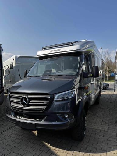 Hymer ML-T CrossOver 570