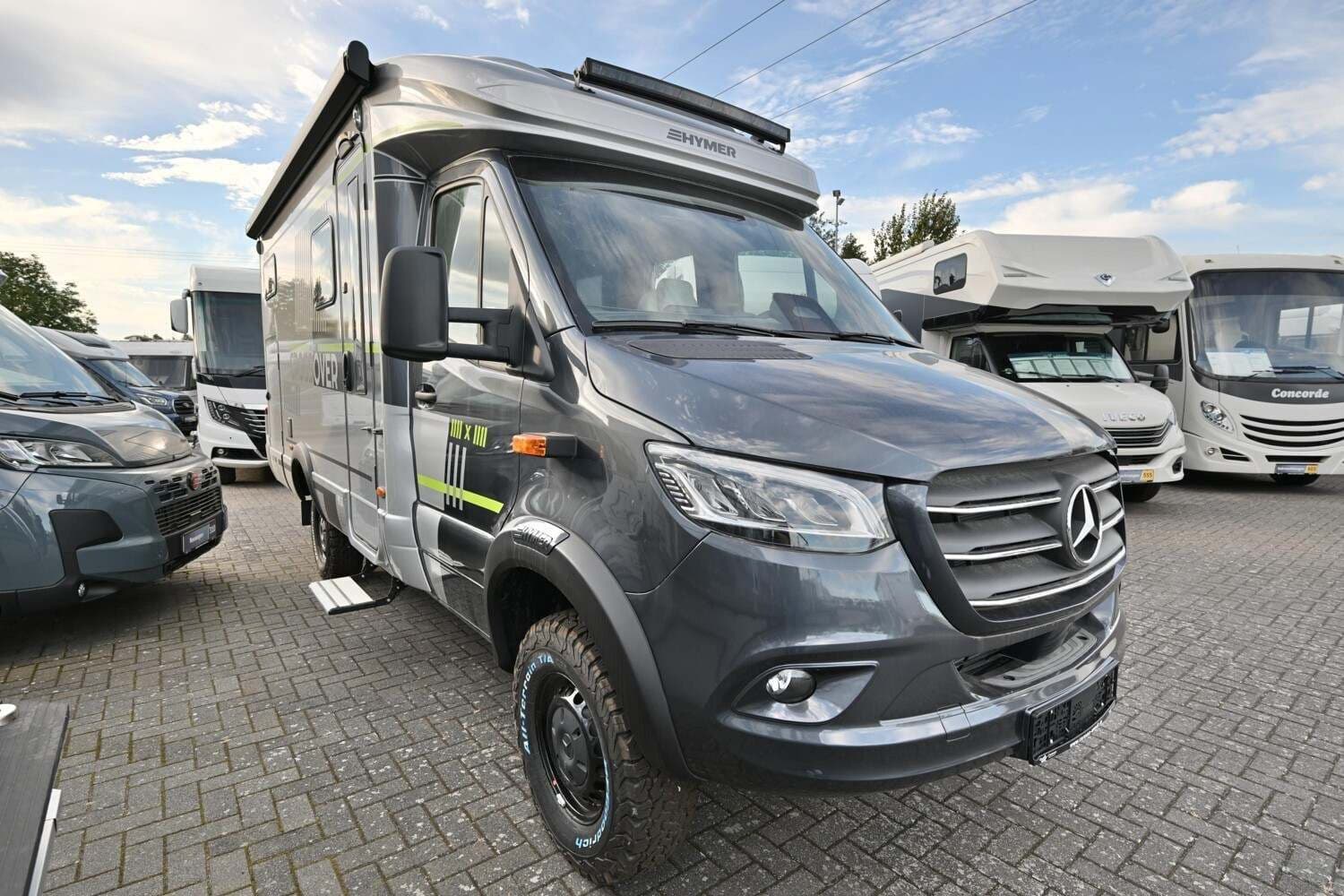 Wohnmobil Hymer ML-T CrossOver 570 mit 4 Sitzen bei Caravan-Wendt GmbH & Co. KG Wohnmobil Mercedes Sprinter Hymer 570 ML-T CrossOver mit 4 Sitzen und 3 Schlafplätzen