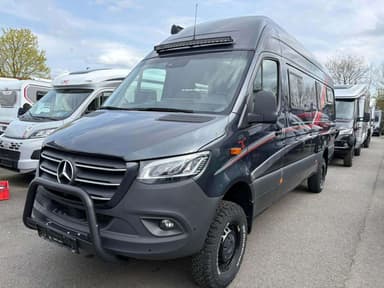 Kabe Travel Master VAN 690 LB 4WD