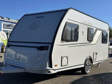 Knaus Südwind 460 EU Black Selection