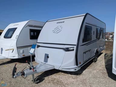 Knaus Südwind 460 EU Black Selection