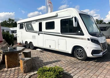 Knaus Sun i 900 LEG