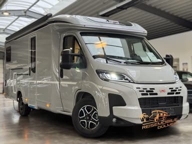 LMC Cruiser 750 EF 8G Auto