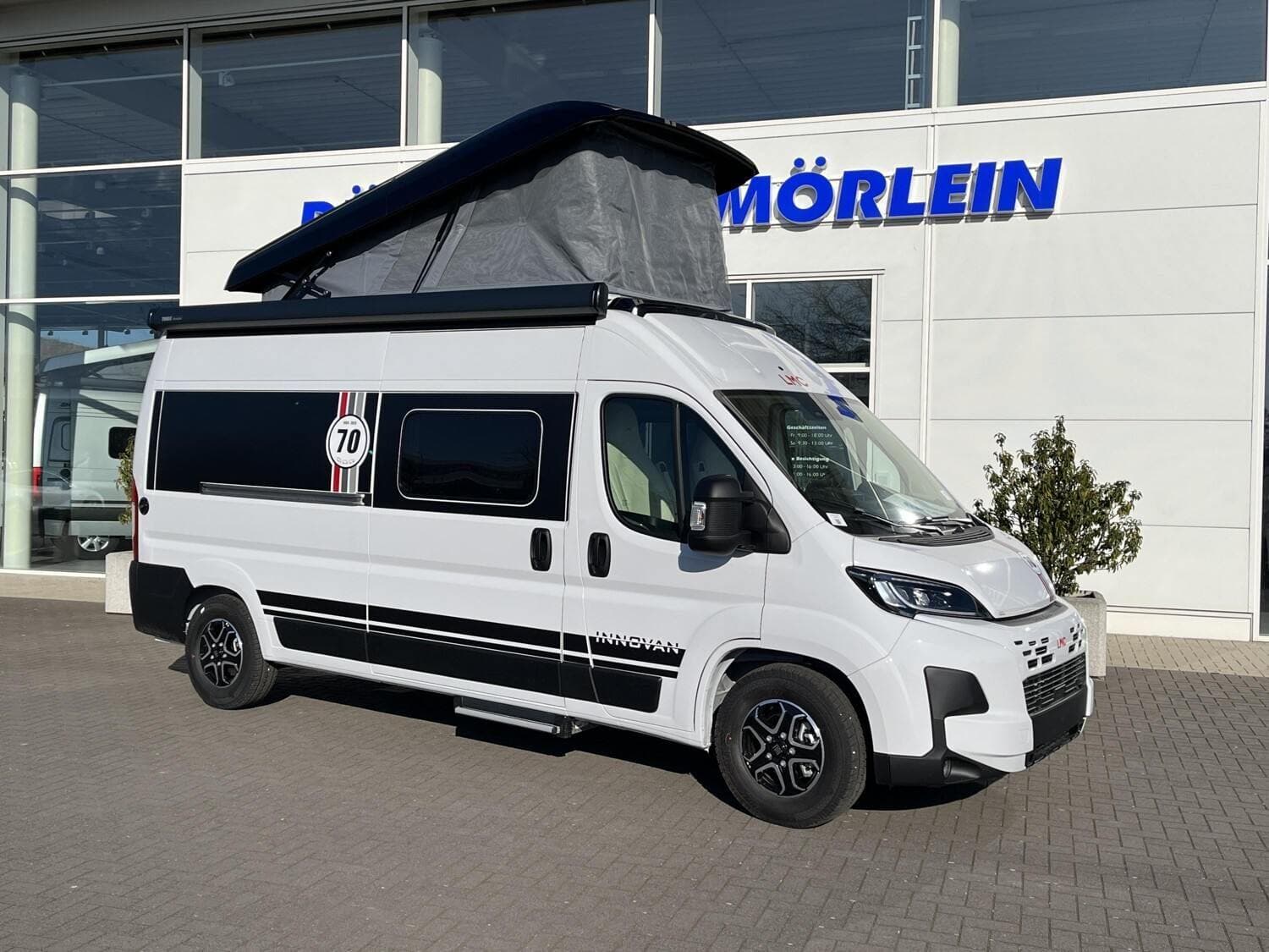 Wohnmobil LMC Innovan 70 600 mit 4 Sitzen bei Dürrwang GmbH & Co. KG Caravan und Reisemobile Wohnmobil Fiat Ducato LMC 600 Innovan 70 mit 4 Sitzen und 4 Schlafplätzen