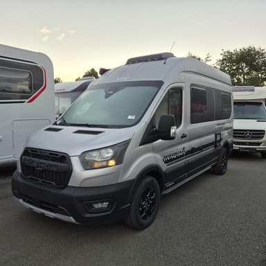 LMC Innovan Ford 592