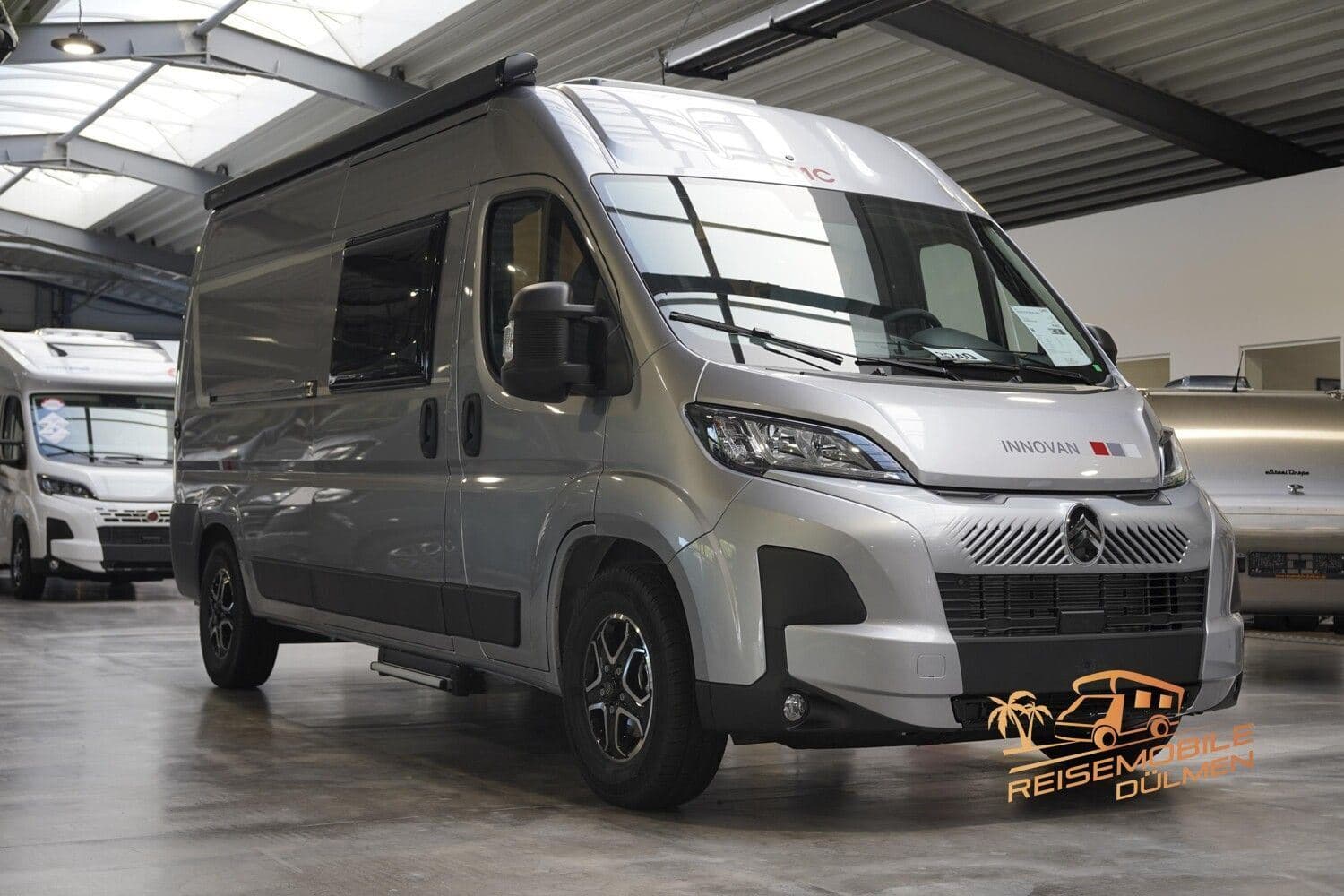 Wohnmobil LMC Innovan Pure Paket 600 8G. Auto. mit 4 Sitzen bei Reisemobile Dülmen GmbH Wohnmobil Citroen Jumper LMC Paket 600 8G. Auto. Innovan Pure mit 4 Sitzen und 2 Schlafplätzen