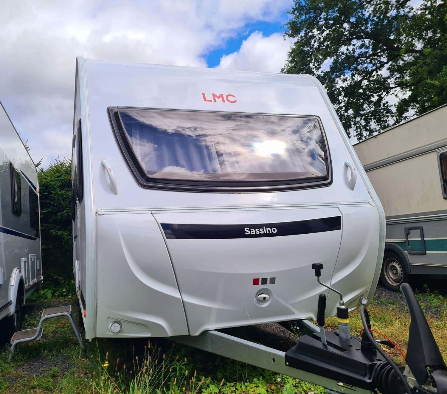 Wohnwagen LMC Sassino 460 E bei CARAVAN-CENTER-LÜTZ GmbH Wohnwagen LMC 460 E Sassino mit 2 Schlafplätzen