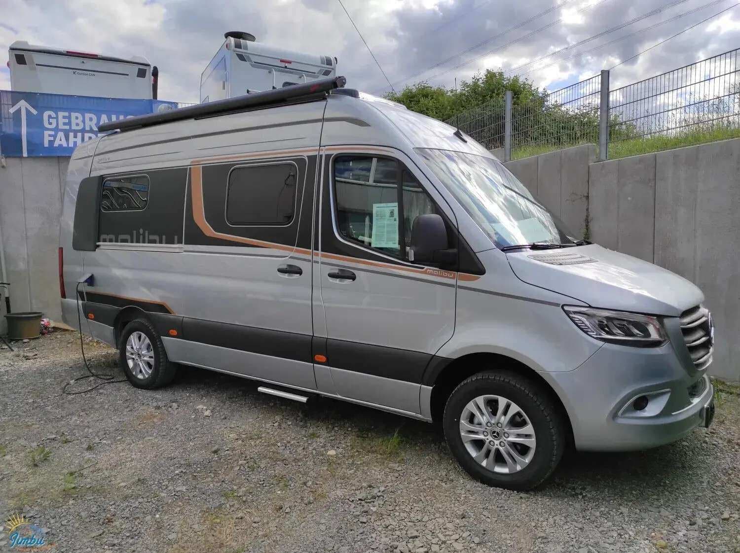 Wohnmobil Malibu Genius 641 LE mit 4 Sitzen bei Jimbu GmbH Fahrzeughandel Wohnmobil Mercedes Sprinter Malibu 641 LE Genius mit 4 Sitzen und 2 Schlafplรคtzen