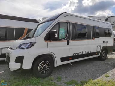 Malibu Van comfort 640 LE charming GT skyview