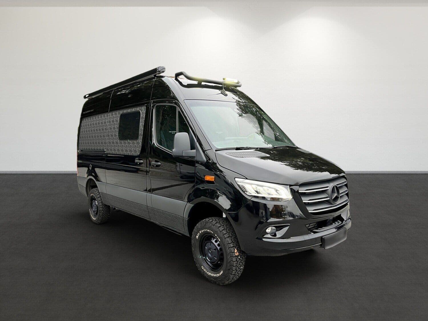 Wohnmobil Mercedes Benz Sprinter Taklamakan 4x4 mit 2 Sitzen bei Josef Paul GmbH & Co.KG Wohnmobil Mercedes Sprinter Mercedes Benz Taklamakan 4x4 Sprinter mit 2 Sitzen und 2 Schlafplätzen