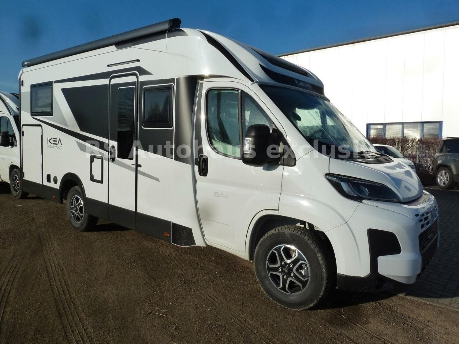 Wohnmobil Mobilvetta Kea Kompakt P64 NB mit 4 Sitzen bei R.S. Autohaus exclusiv GmbH Wohnmobil Fiat Ducato Mobilvetta Kompakt P64 NB Kea mit 4 Sitzen und 3 Schlafplätzen