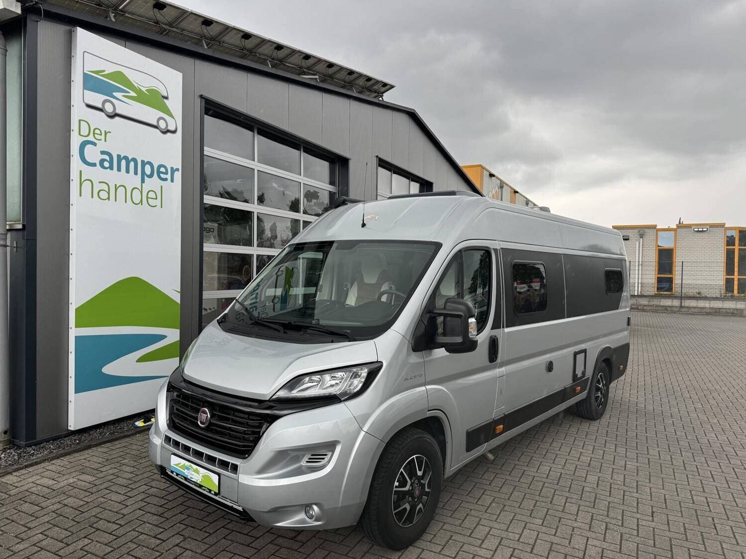 Wohnmobil Mooveo Van 63EB mit 4 Sitzen bei Der Camperhandel Wohnmobil Fiat Ducato Mooveo 63EB Van mit 4 Sitzen und 2 Schlafplätzen