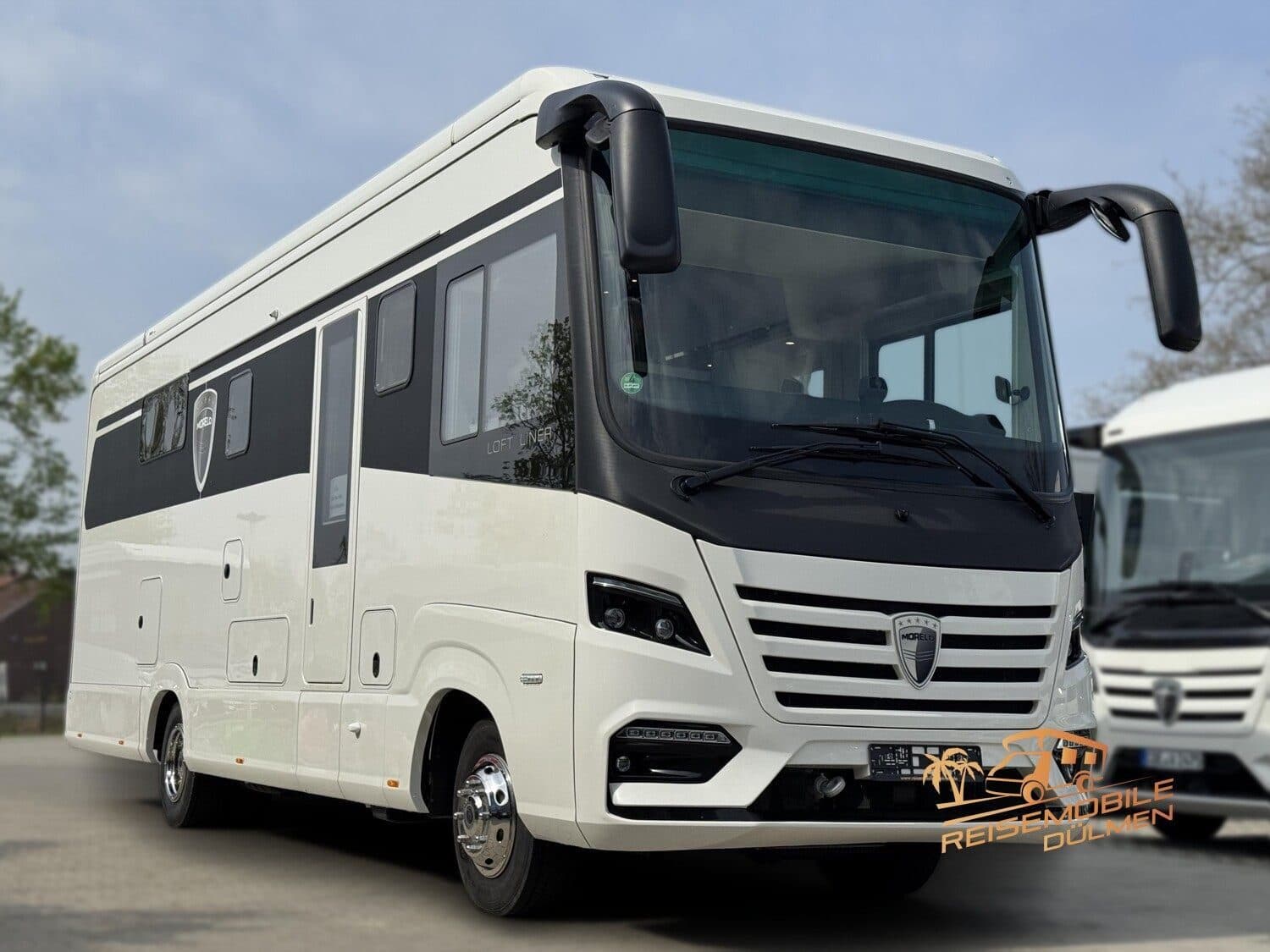 Wohnmobil Morelo Loft Liner 100GQ mit 4 Sitzen bei Reisemobile Dülmen GmbH Wohnmobil Iveco Eurocargo Morelo 100GQ Loft Liner mit 4 Sitzen und 4 Schlafplätzen