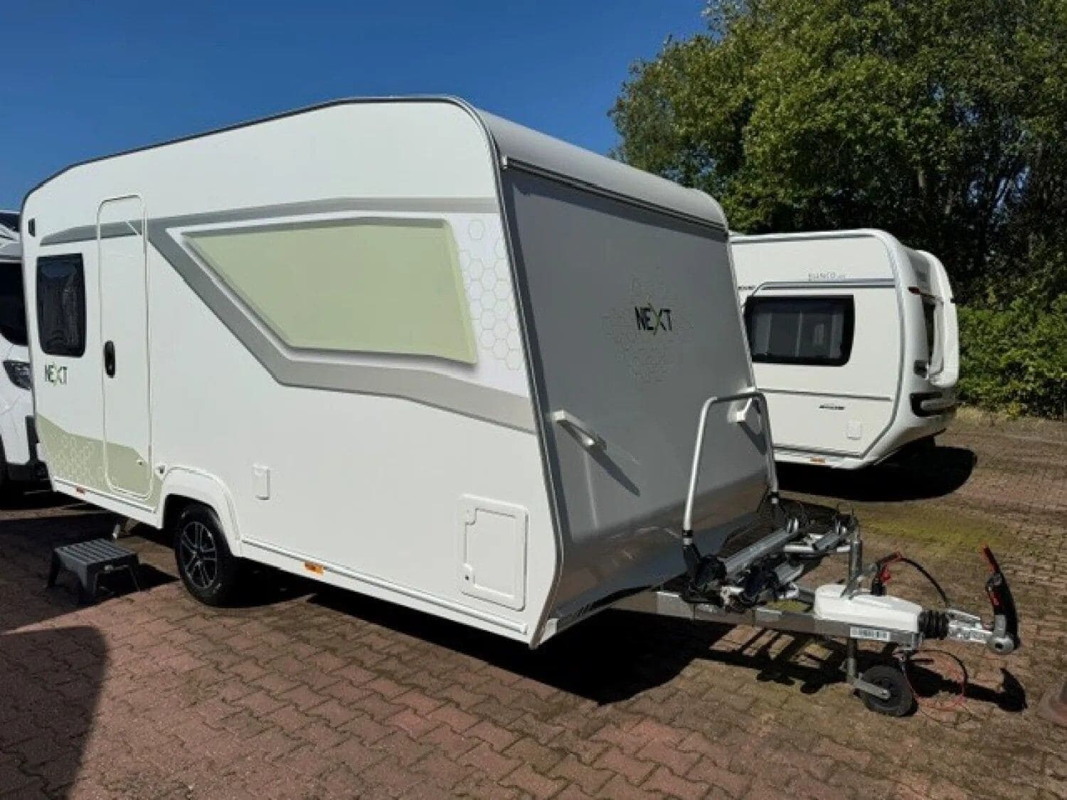 Wohnwagen Next Next 380 bei Camping Krings GmbH & Co.KG Wohnwagen Next 380 Next mit 3 Schlafplätzen