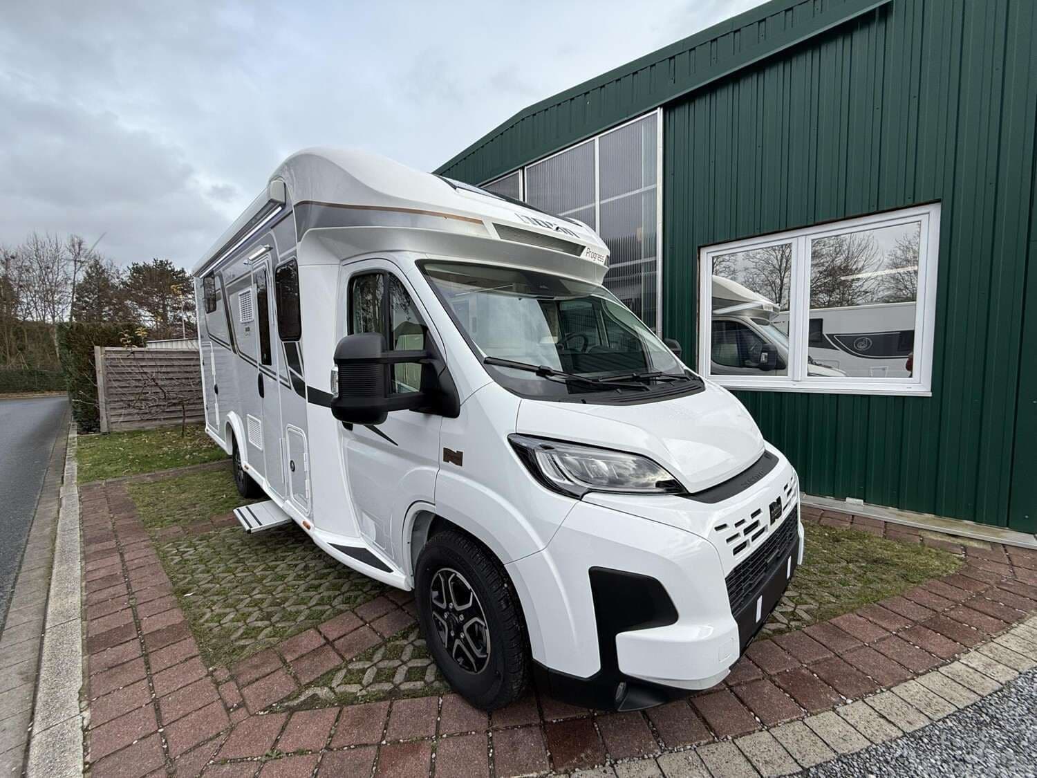 Wohnmobil Notin Progress TI Malaga JF 105 Jahre Limited Edition mit 4 Sitzen bei Hartmann GmbH Wohnmobil Fiat Ducato Notin Malaga JF 105 Jahre Limited Edition Progress TI mit 4 Sitzen und 0 Schlafplätzen