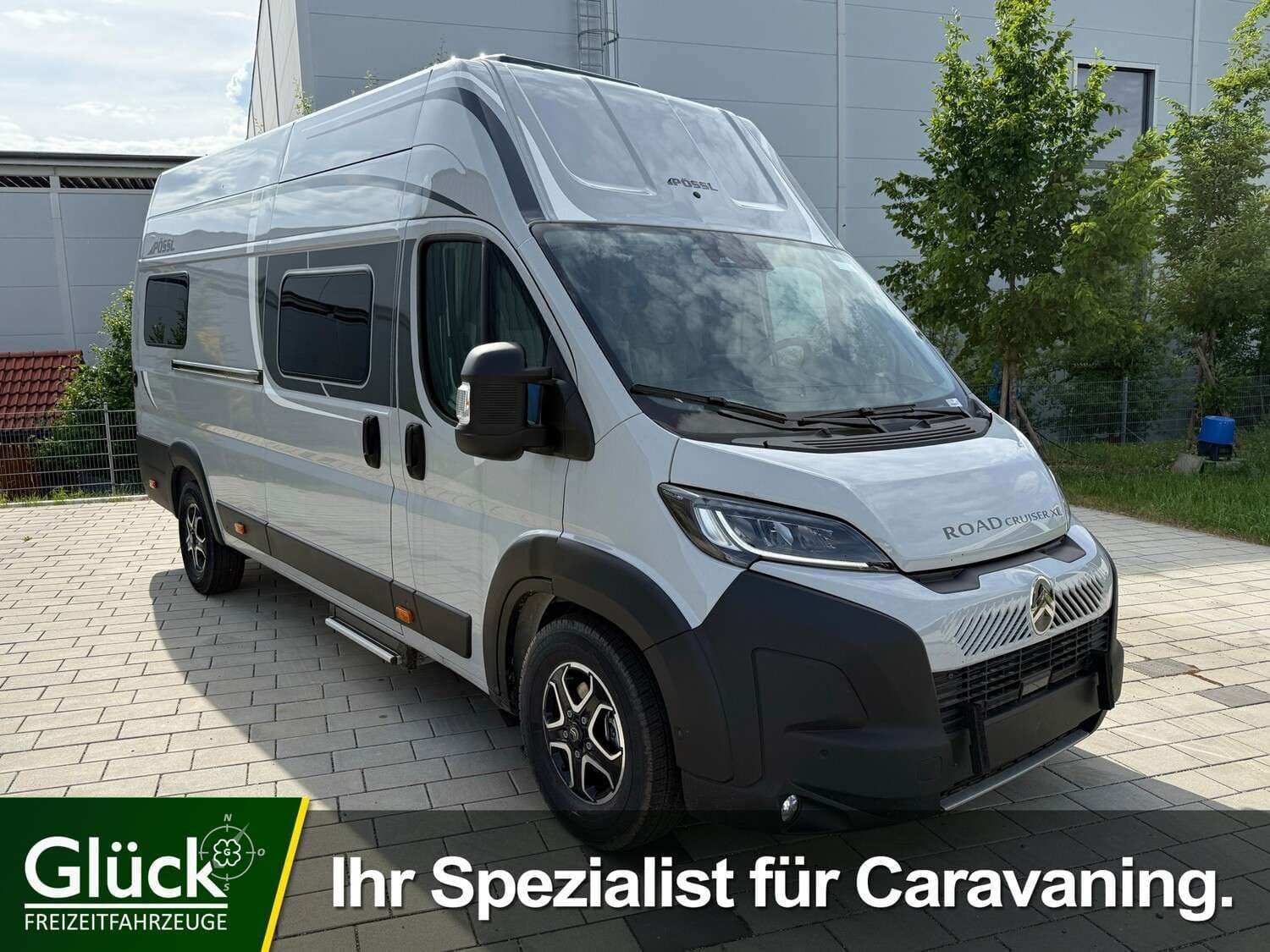 Wohnmobil Pössl Roadcruiser XL D-Line mit 4 Sitzen bei Glück Freizeit GmbH Wohnmobil Pössl D-Line Roadcruiser XL mit 4 Sitzen und 2 Schlafplätzen