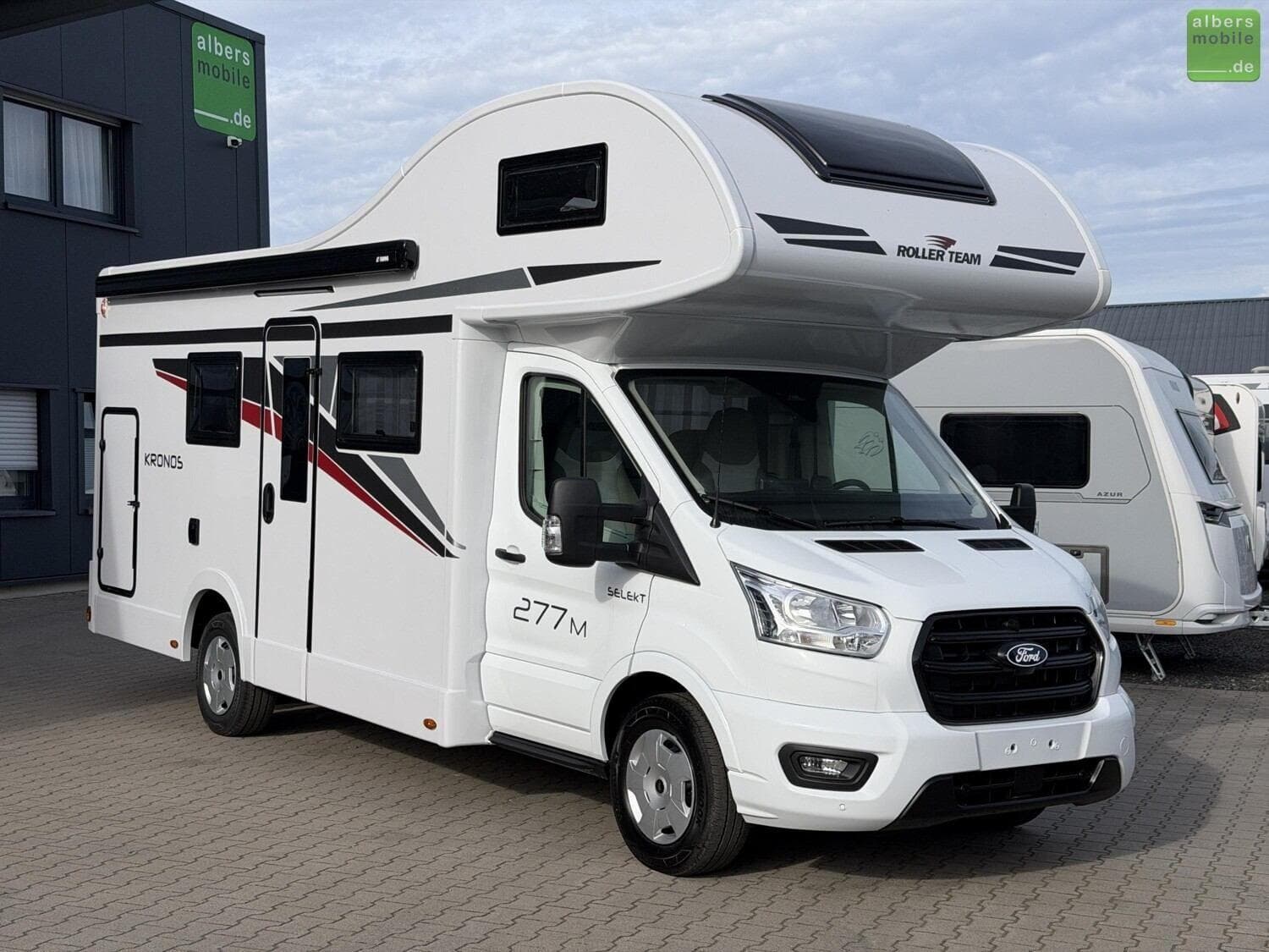 Wohnmobil Roller Team Kronos 277 M mit 7 Sitzen bei Albers Mobile GmbH Wohnmobil Ford Transit Roller Team 277 M Kronos mit 7 Sitzen und 7 Schlafplätzen