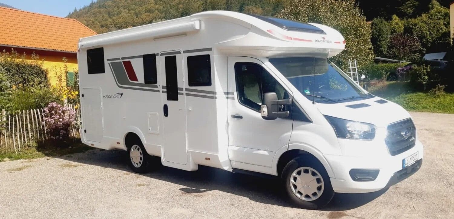 Wohnmobil Roller Team Kronos 285 TL mit 4 Sitzen bei Keller Wohnmobil Wohnmobil Roller Team 285 TL Kronos mit 4 Sitzen und 4 Schlafplätzen