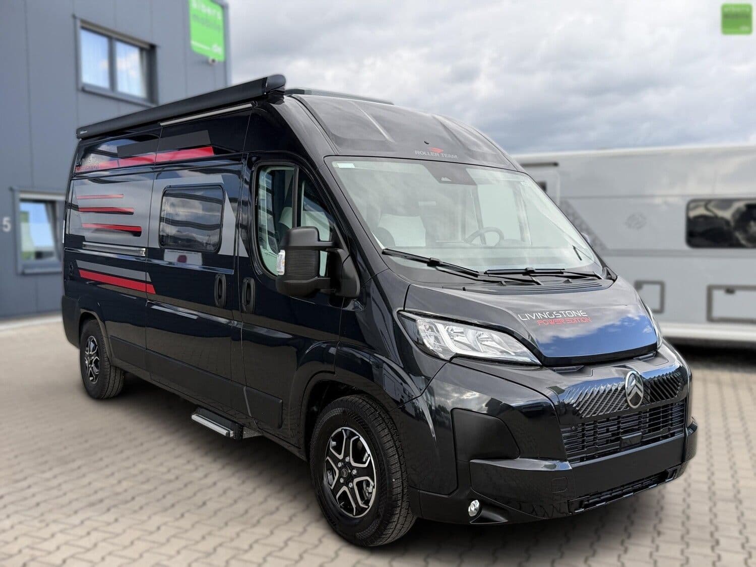 Wohnmobil Roller Team Livingstone Power Edition 2 mit 4 Sitzen bei Albers Mobile GmbH Wohnmobil Citroen Jumper Roller Team 2 Livingstone Power Edition mit 4 Sitzen und 2 Schlafplätzen
