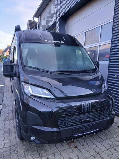 Sunlight Adventure Cliff 600