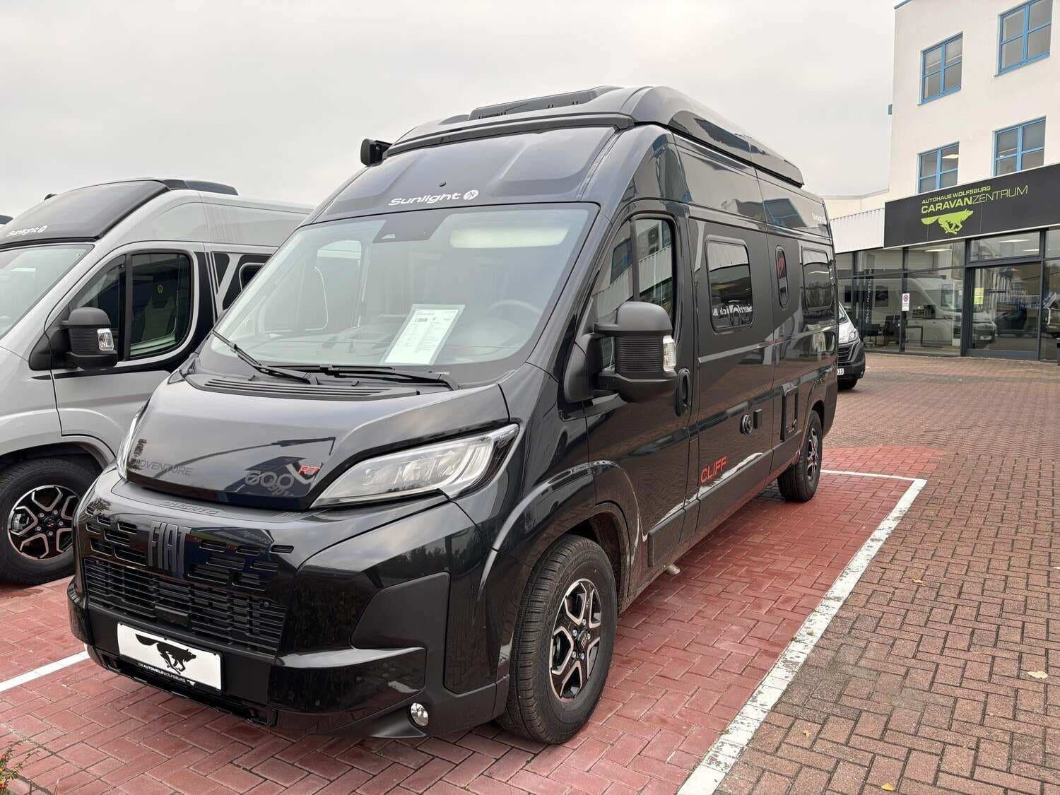 Wohnmobil Sunlight Adventure Cliff 600 mit 4 Sitzen bei Caravan-Zentrum Wohnmobil Fiat Ducato Sunlight 600 Adventure Cliff mit 4 Sitzen und 2 Schlafplätzen